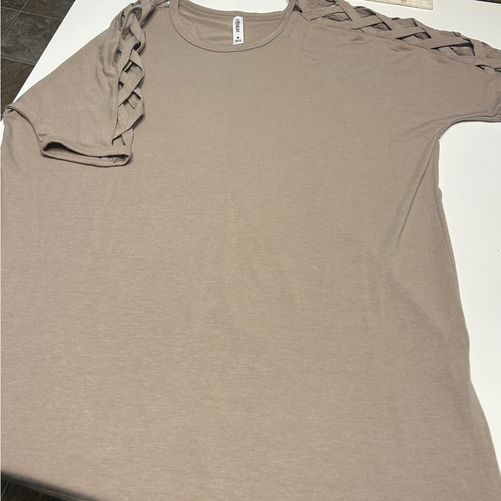Zenana Premium Stylish Beige Lattice Sleeve Tunic NWOT M